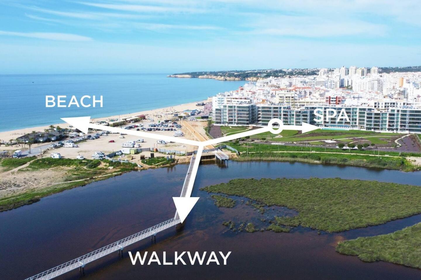Bayline- Beachfront And Pool Armação de Pêra Eksteriør billede